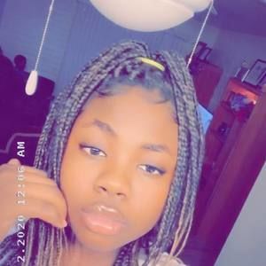 Meet your Posher, Kristina